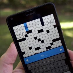 Folder in an email app crossword